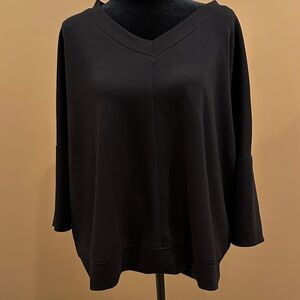 Cable and gage  studio Black V-Neck Women's Top